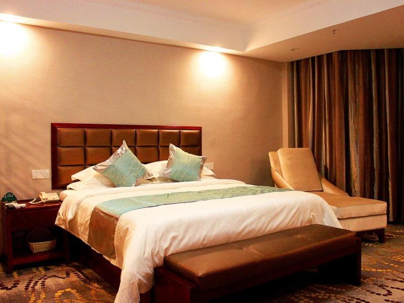 Greentree Inn Jiangxi Jindezhen People Square Jindin Business Hotel Jingdezhen Eksteriør bilde